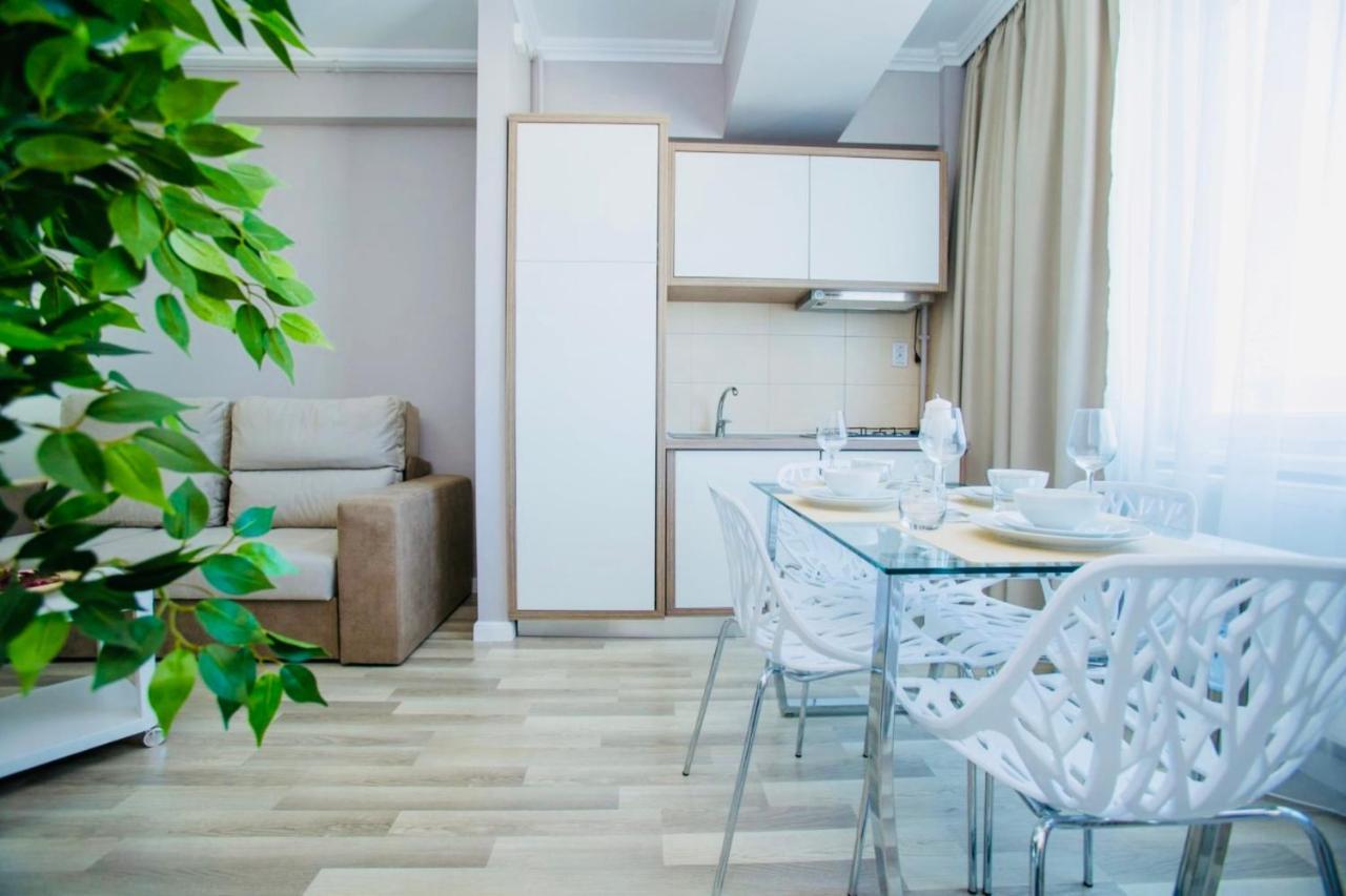 Apartament Crazy Summerland Mamaia Bagian luar foto