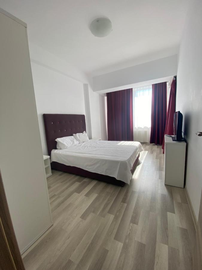 Apartament Crazy Summerland Mamaia Bagian luar foto
