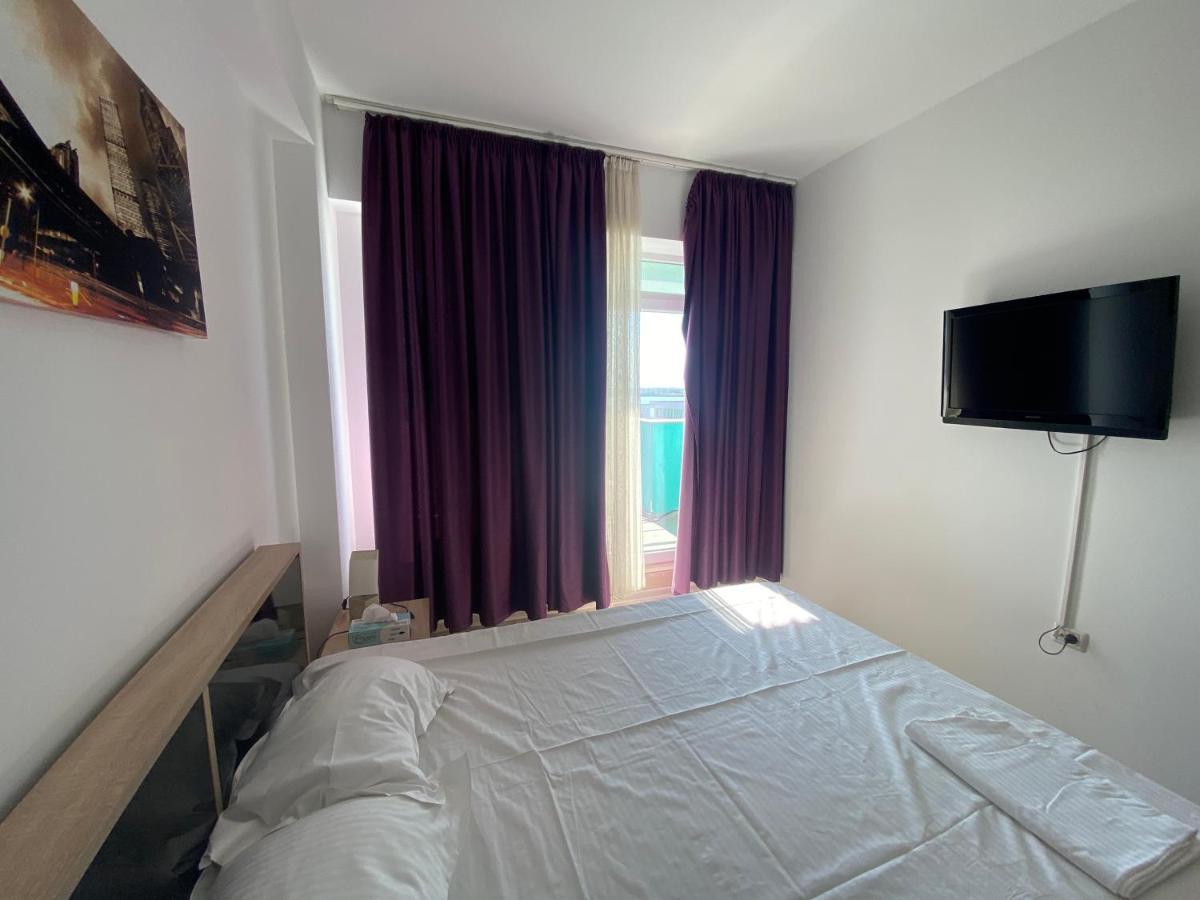 Apartament Crazy Summerland Mamaia Bagian luar foto