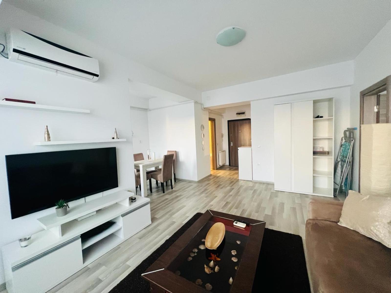 Apartament Crazy Summerland Mamaia Bagian luar foto